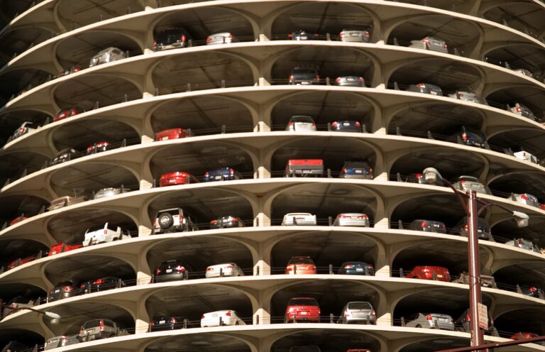 Multi storey car park