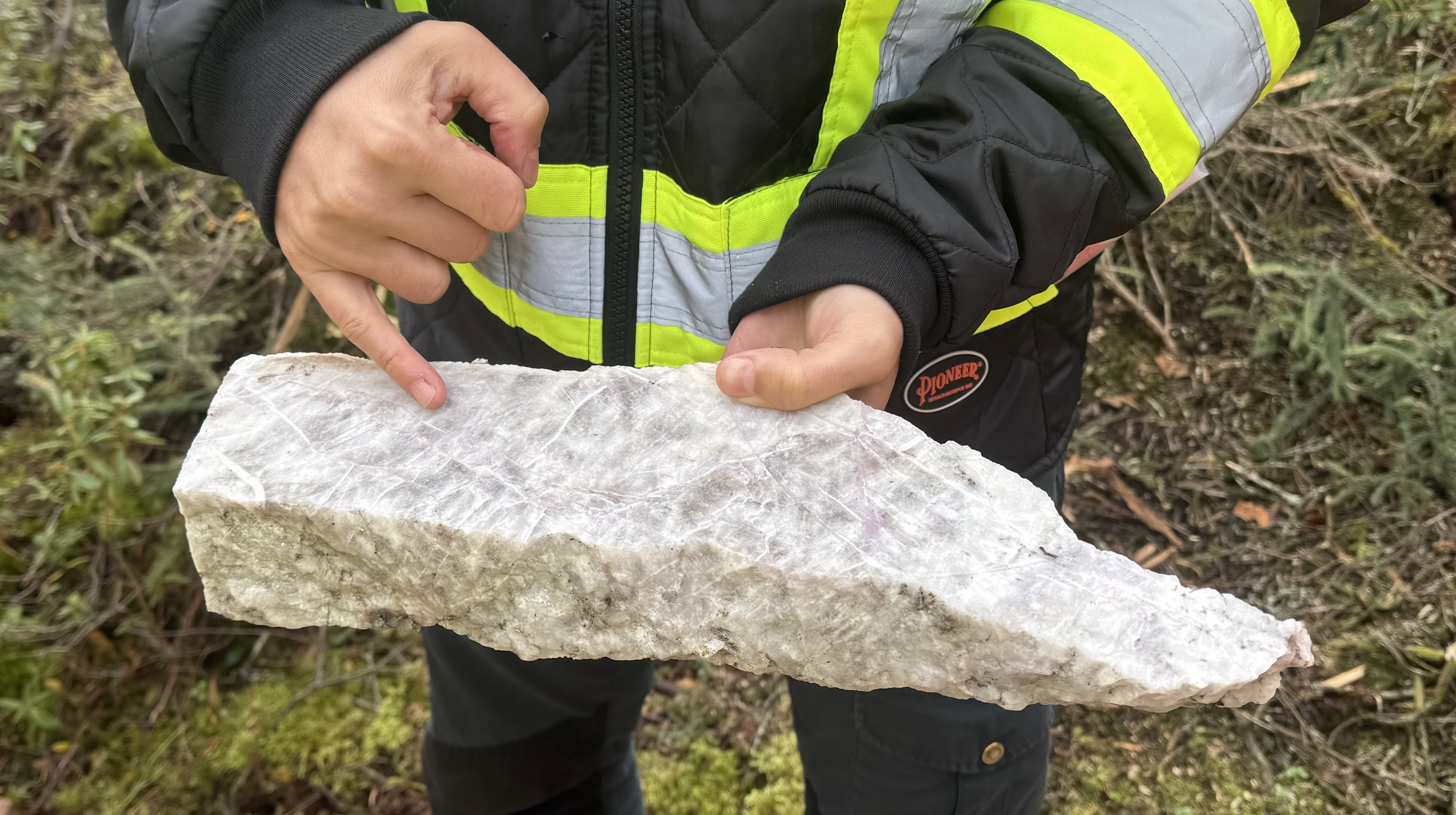 Pollucite sample from cv13 outcrop