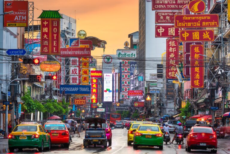 Bangkok chinatown traffic seanpavonephoto adobestock