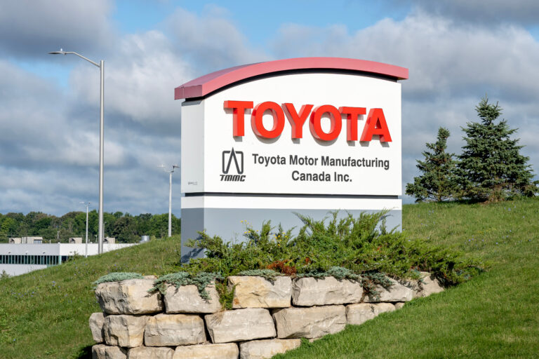 Woodstock, ontario, canada august 30, 2020: a ground sign of toyota motor manufacturing canada in woodstock, ontario, canada. toyota motor corporation is a japanese automotive manufacturer.